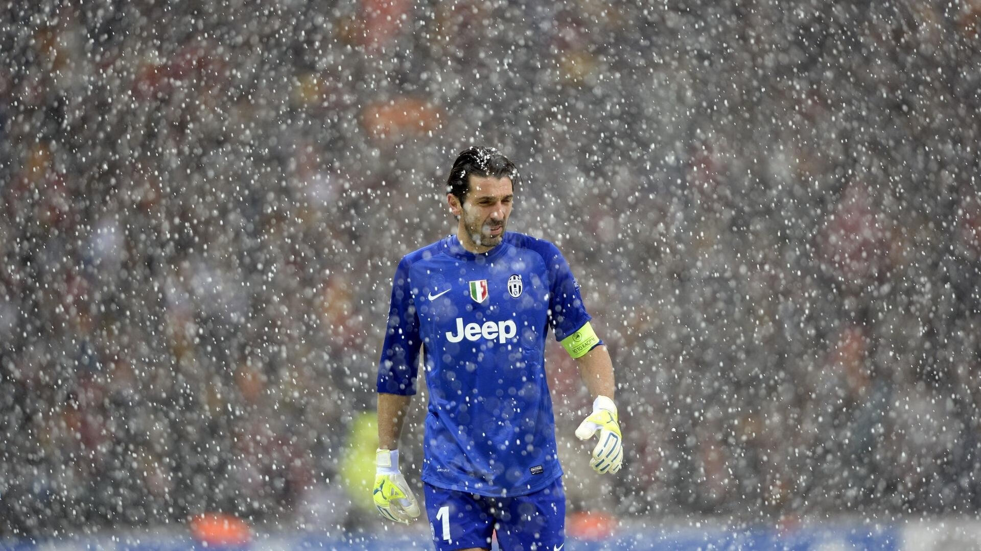 综合体育系举办年度运动会 开幕式创意方阵惊艳全校